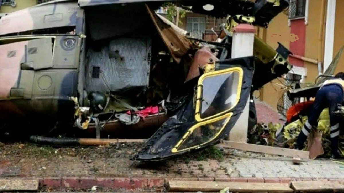 তুরস্কে সেনা হেলিকপ্টার বিধ্বস্ত হয়ে প্রাণ হারিয়েছেন ১১ আরোহী