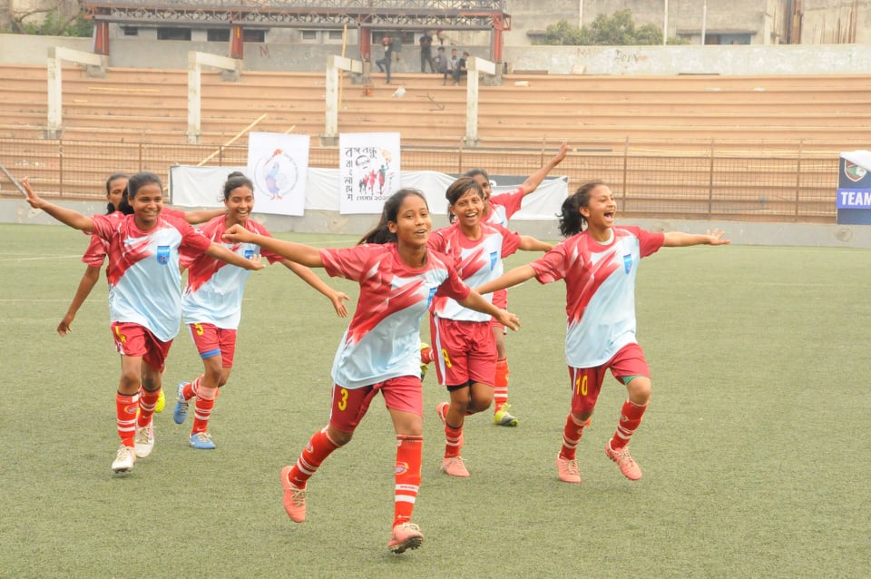গুনে গুনে ১১ গোল দিলো ময়মনসিংহের মেয়েরা