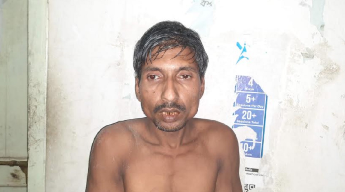 ফার্নিচারের কাজ করতে এসে টাকা ছিনতাইয়ের চেষ্টা, নারীকে কুপিয়ে জখম