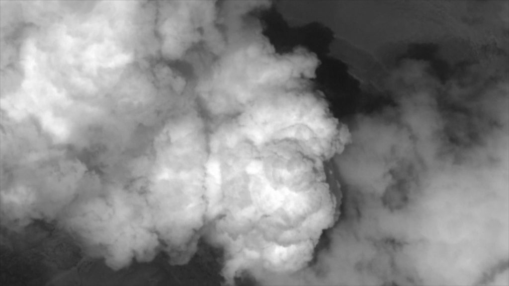 আরেক দফা বিস্ফোরণ হলো সেন্ট ভিনসেন্টের আগ্নেয়গিরিতে