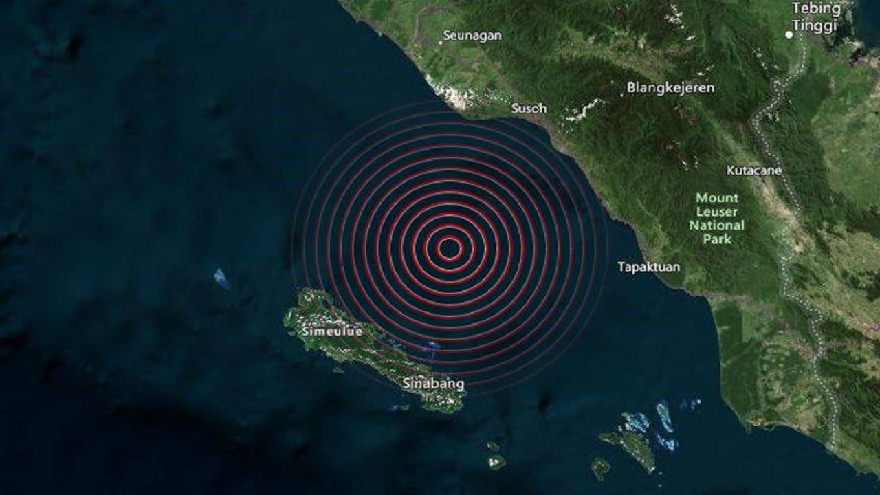 ৬ মাত্রার ভূমিকম্পে কাঁপলো ইন্দোনেশিয়া, নিহত ৭ ৬ মাত্রার ভূমিকম্পে কাঁপলো ইন্দোনেশিয়া, নিহত ৭
