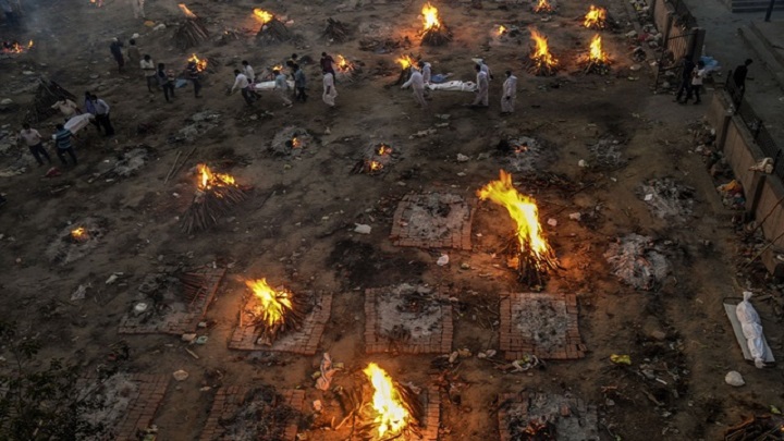 ভারতে করোনায় মৃত্যু ২ লাখ ছাড়ালো ভারতে করোনায় মৃত্যু ২ লাখ ছাড়ালো