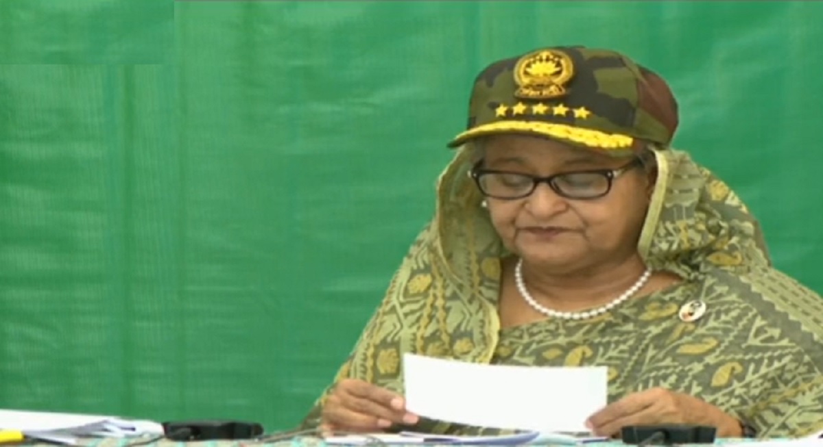 পুরো পৃথিবীর অর্থনীতির চাকা স্তব্ধ হলেও বাংলাদেশের অর্থনীতি সচল রয়েছে: প্রধানমন্ত্রী