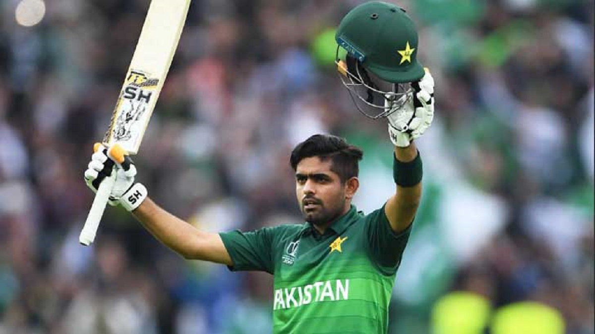বাবরের ব্যাটে ভর করে ৯ উইকেটের বিশাল জয় পাকিস্তানের