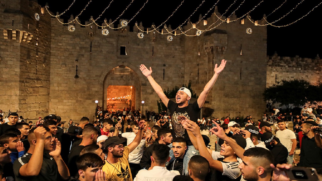 জেরুজালেমে তারাবির নামাজের বাধা দূর হওয়ার পরই আবারও সহিংসতা জেরুজালেমে তারাবির নামাজের বাঁধা দূর হওয়ার পরই আবারও সহিংসতা