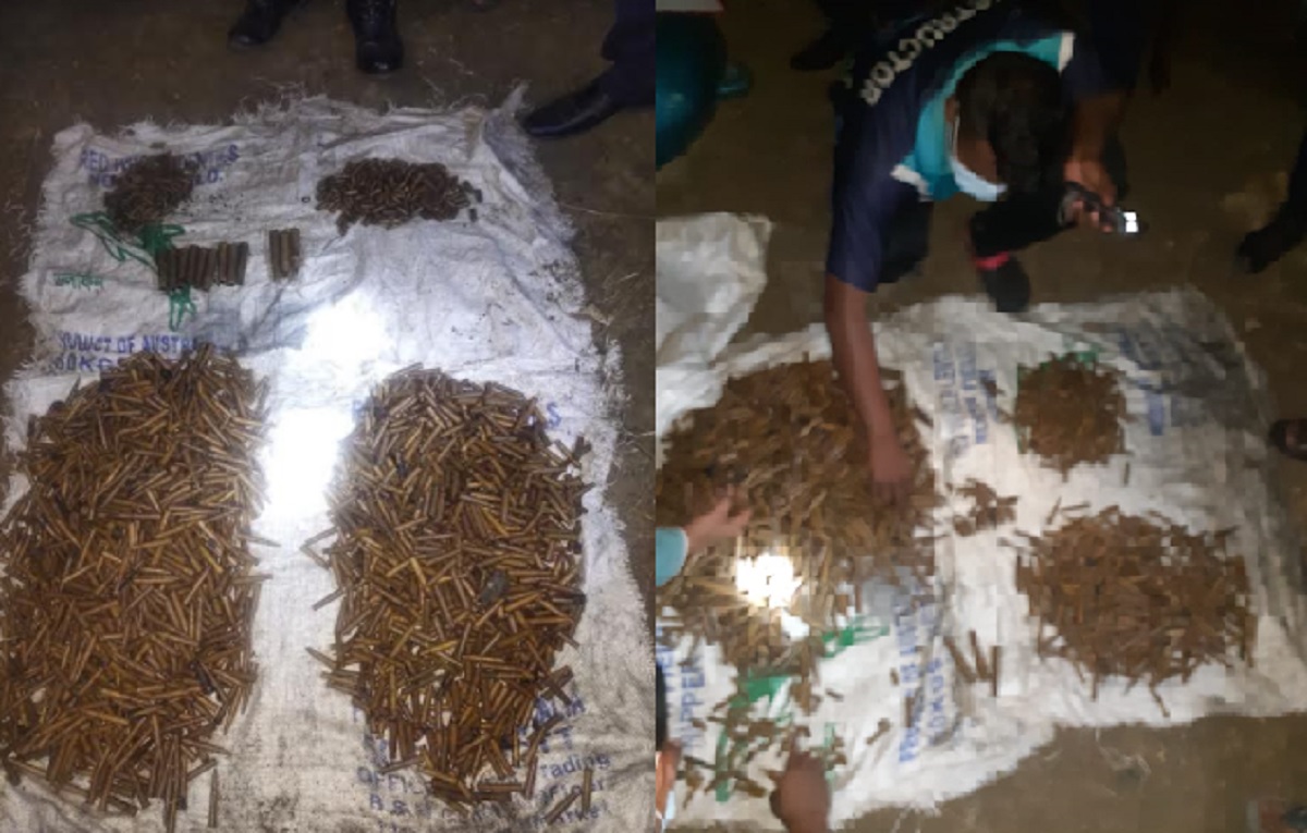 কক্সবাজার বিমানবন্দর এলাকা থেকে ২ হাজার রাউন্ড গুলি উদ্ধার