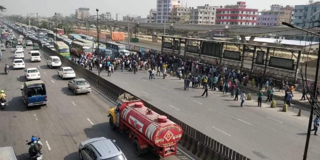 আজও গণপরিবহন সংকটে নাকাল সাধারণ মানুষ