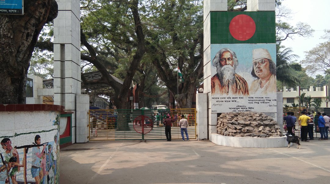 বেনাপোল দিয়ে ভারত থেকে চাল আমদানি বন্ধ