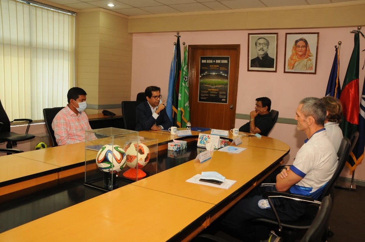 ঘরোয়া ফুটবলের সকল আয়োজন স্থগিত ঘোষণা বাফুফের