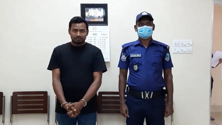 ফেসবুকে লকডাউন বিরোধী পোস্ট করায় যুবক গ্রেফতার