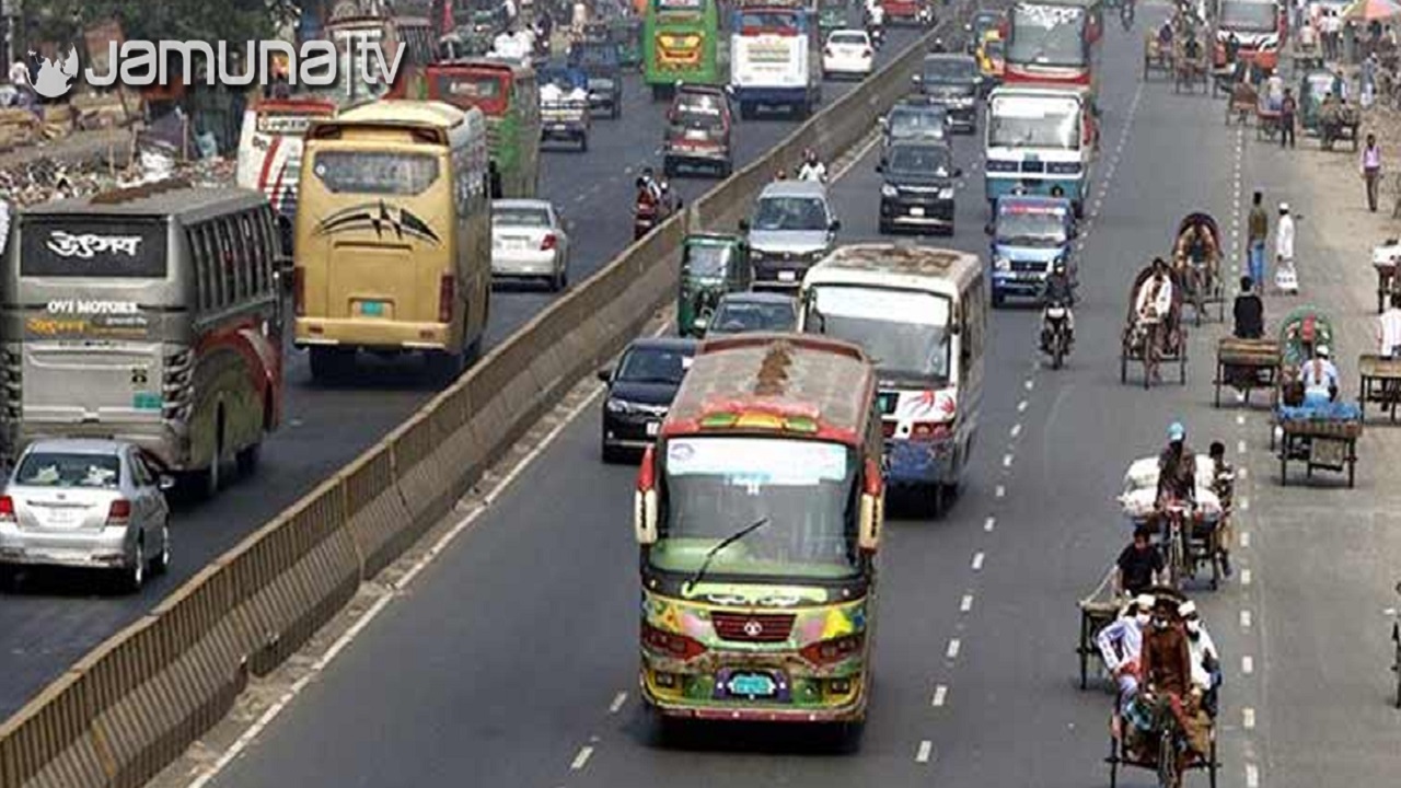 আজ থেকে চালু হলো গণপরিবহন আজ থেকে চালু হলো গণপরিবহন