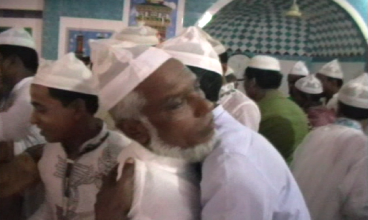 আজ ঈদ পালিত হচ্ছে দেশের শতাধিক স্থানে