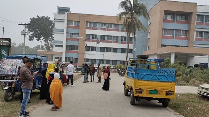 আখাউড়ায় চালককে হত্যার পর অটোরিকশা ছিনতাই, আটক ২