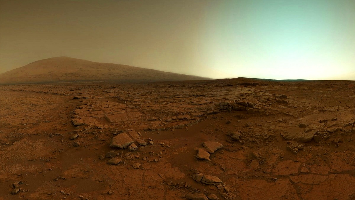 সৌরজগতের লাল গ্রহটির ছবি পাঠালো চীনের তিয়ানওয়ান-ওয়ান