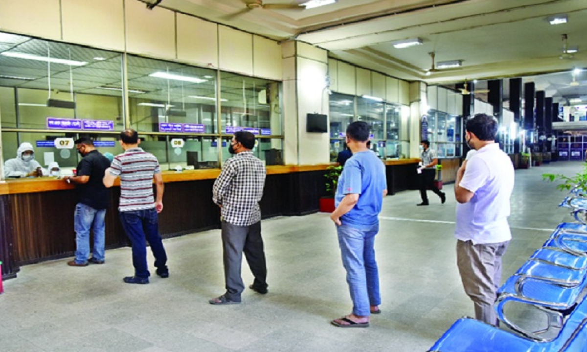 নিয়মিত ব্যাংকিং সেবা চালু