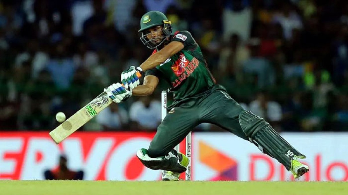 এবার হাফসেঞ্চুরি মাহমুদউল্লাহর