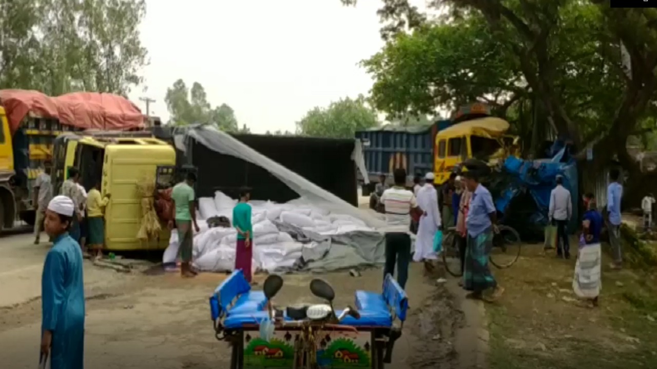 তাড়াশে পৃথক সড়ক দুর্ঘটনায় নিহত ২ তাড়াশে পৃথক সড়ক দুর্ঘটনায় নিহত ২