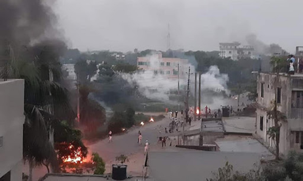 ব্রাহ্মণবাড়িয়ায় হেফাজতের তাণ্ডবে জড়িত অভিযোগে গ্রেফতার আরও ৩ জন