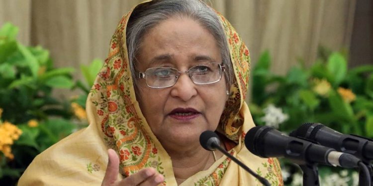 যথাসময়ে পরিবেশ অধিদপ্তরের ছাড়পত্র না পেলে নীরবতাই সম্মতি: প্রধানমন্ত্রী