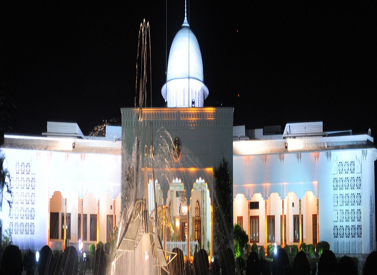 রাষ্ট্রপতির সাথে সাক্ষাৎ করলেন বিদায়ী সেনাপ্রধান