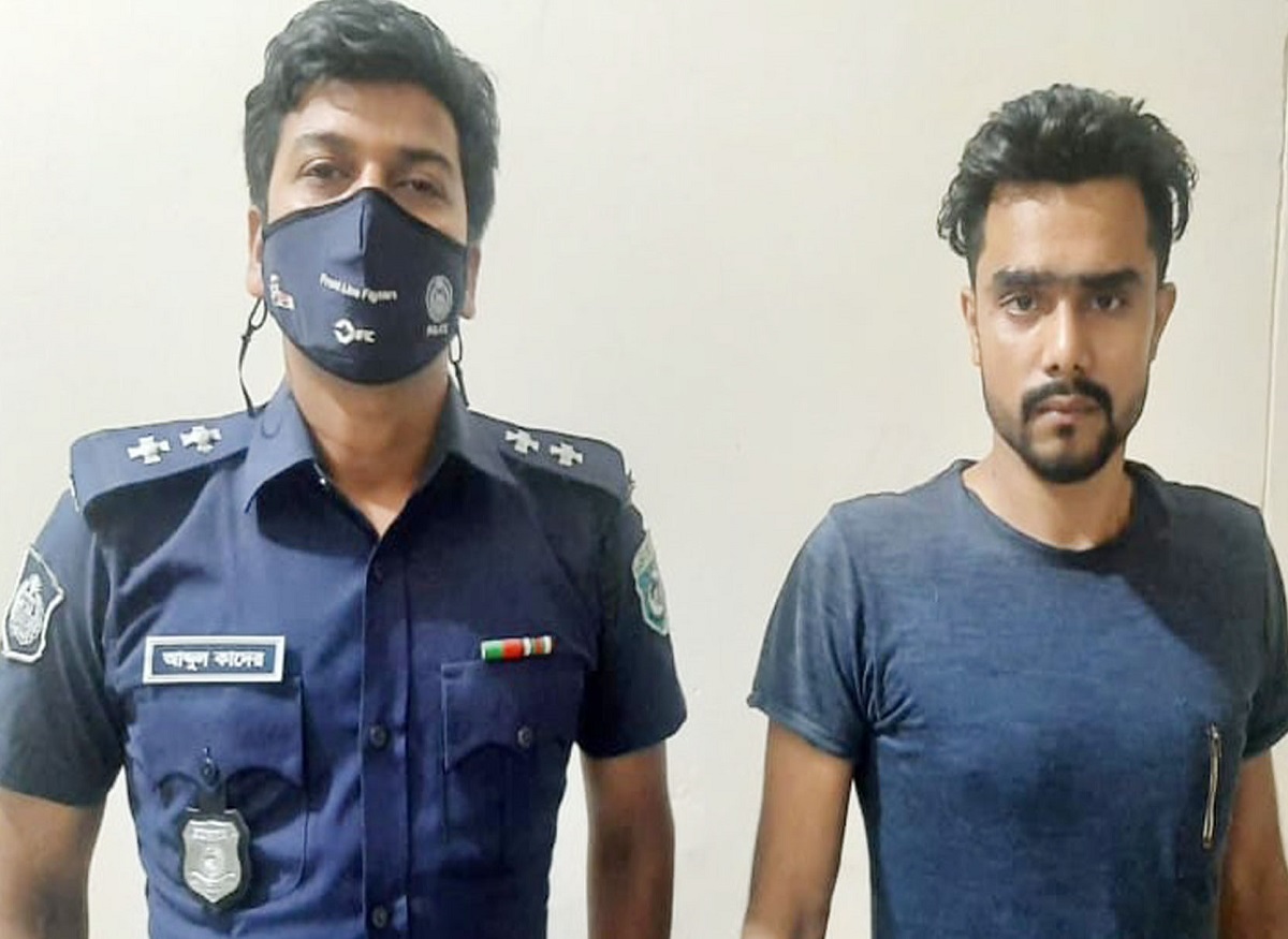 কুড়িগ্রামে নেশার টাকা না পেয়ে বাবা মাকে মারধর, আটক ১