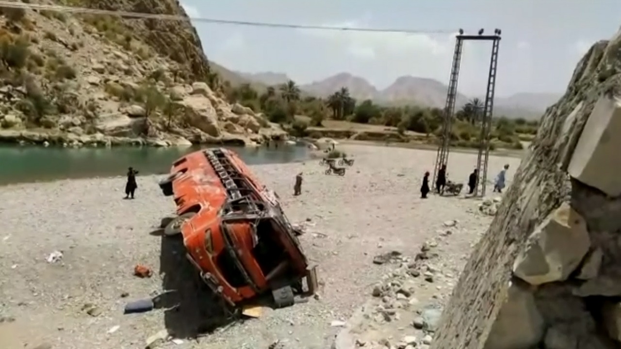 পাকিস্তানে আবারও সড়ক দুর্ঘটনায় নিহত অন্তত ২০ পাকিস্তানে আবারও সড়ক দুর্ঘটনায় নিহত অন্তত ২০