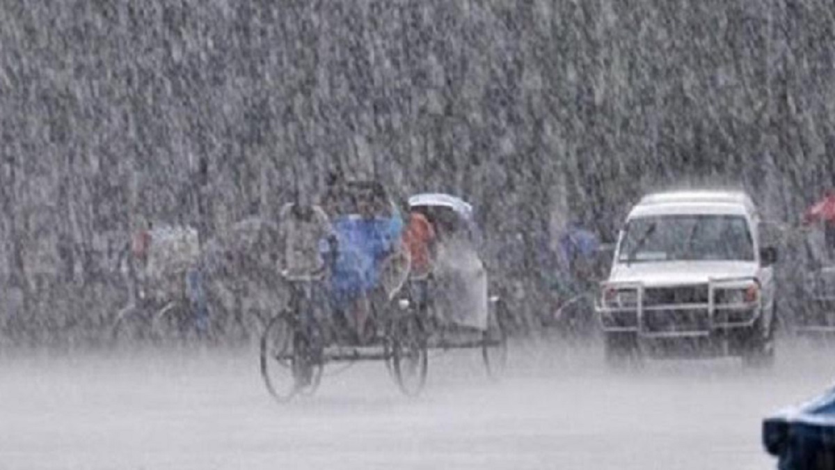 ভারী বৃষ্টি হতে পারে ঢাকাসহ চার বিভাগে