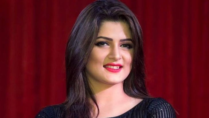 শ্রাবন্তী’র নতুন প্রেমের গুঞ্জন নিয়ে তোলপাড় টালিউড শ্রাবন্তী’র নতুন প্রেমের গুঞ্জন নিয়ে তোলপাড় টালিউড