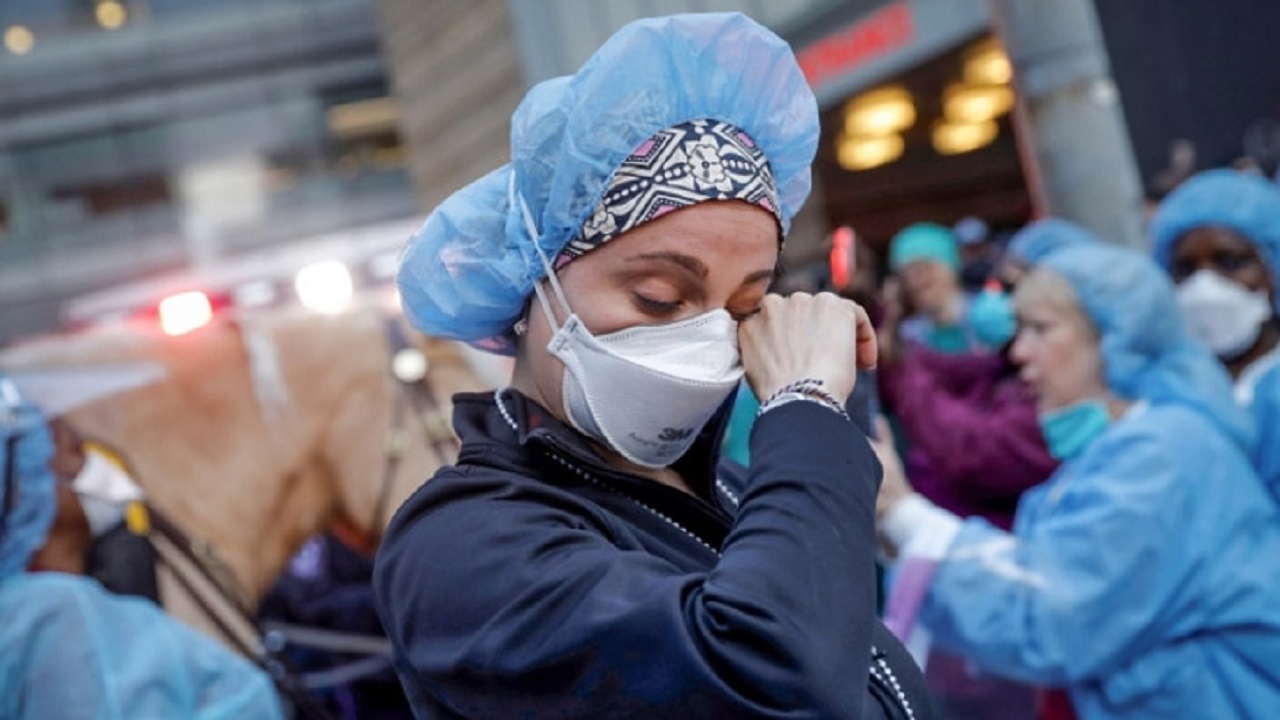 যুক্তরাষ্ট্রে করোনায় প্রাণহানি ছাড়িয়েছে ৬ লাখ যুক্তরাষ্ট্রে করোনায় প্রাণহানি ছাড়িয়েছে ৬ লাখ