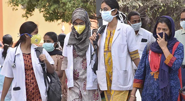 মৌলভীবাজারে চাঁপাইফেরত আরও ১৭ জনের করোনা