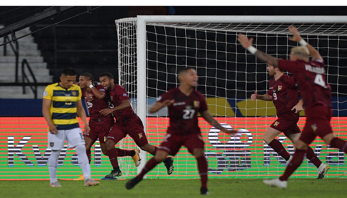 রোমাঞ্চকর ভেনেজুয়েলা-ইকুয়েডর ম্যাচ ড্র