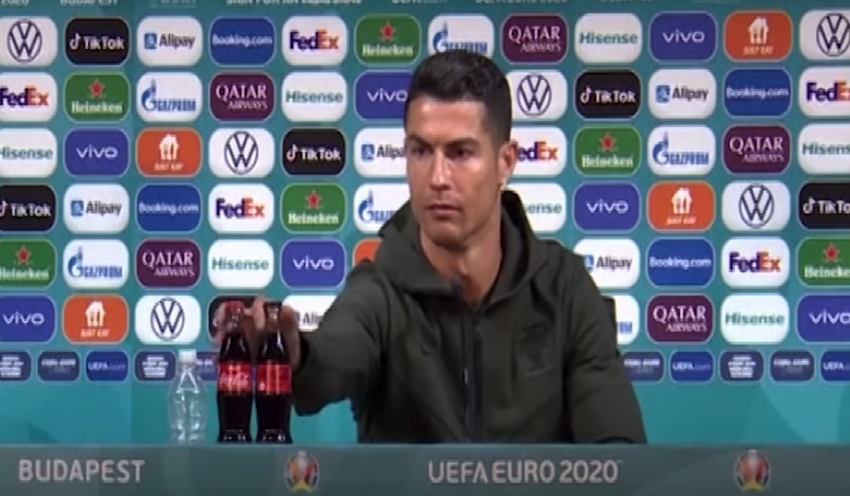 ক্রিস্টিয়ানো বনাম কোকাকোলা: সতর্ক করলো উয়েফা