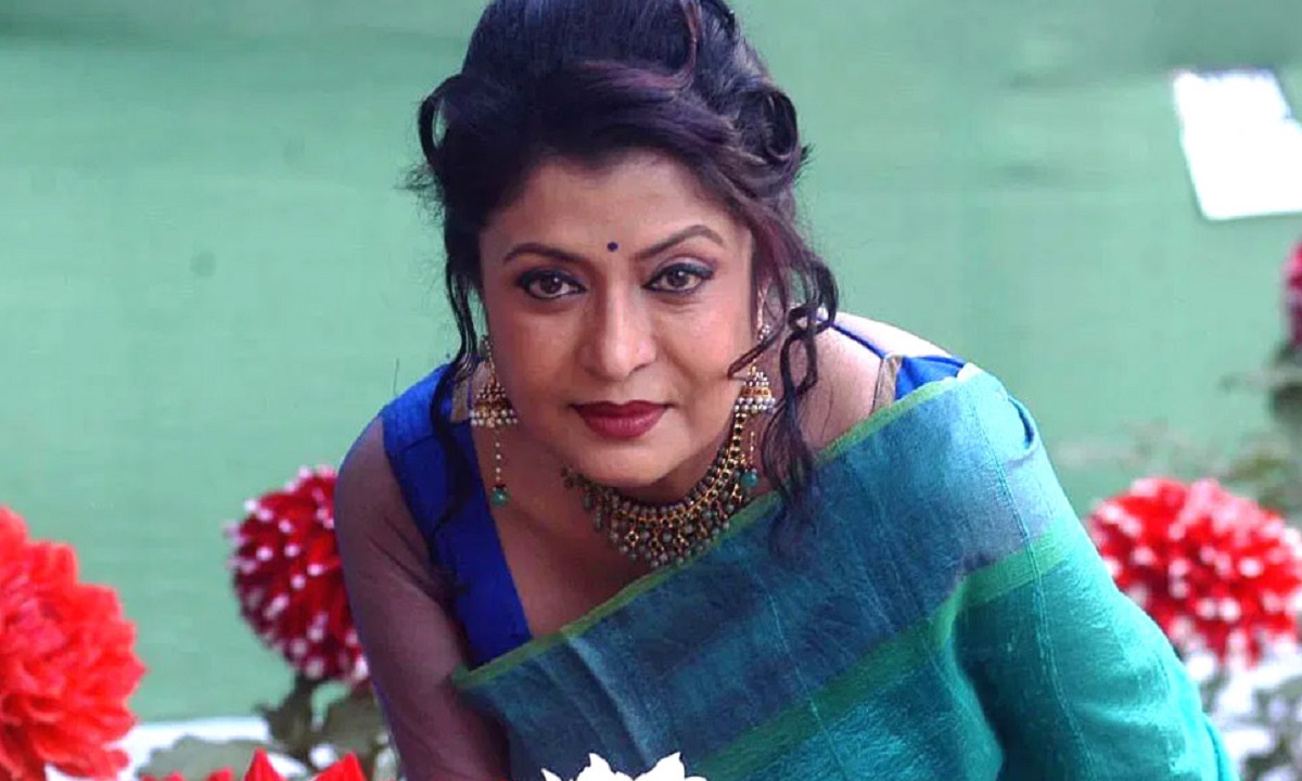 সিনেমায় ফিরছেন দেবশ্রী রায়