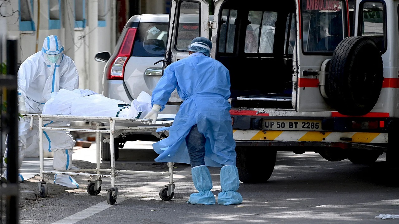 ৪ এপ্রিলের পর প্রথম বারের মতো দৈনিক শনাক্ত লাখের নিচে ভারতে ৪ এপ্রিলের পর প্রথম বারের মতো দৈনিক শনাক্ত লাখের নিচে ভারতে