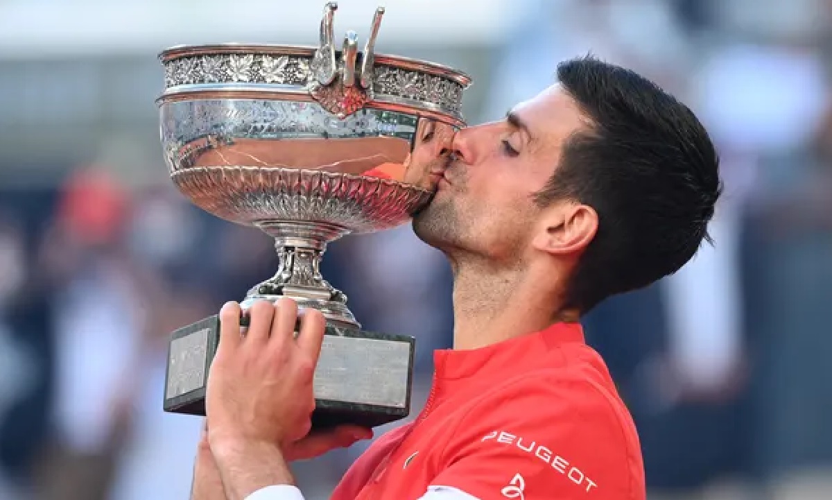 এপিক ফাইনালে ফরাসি দুর্গ জয় করলেন জোকোভিচ