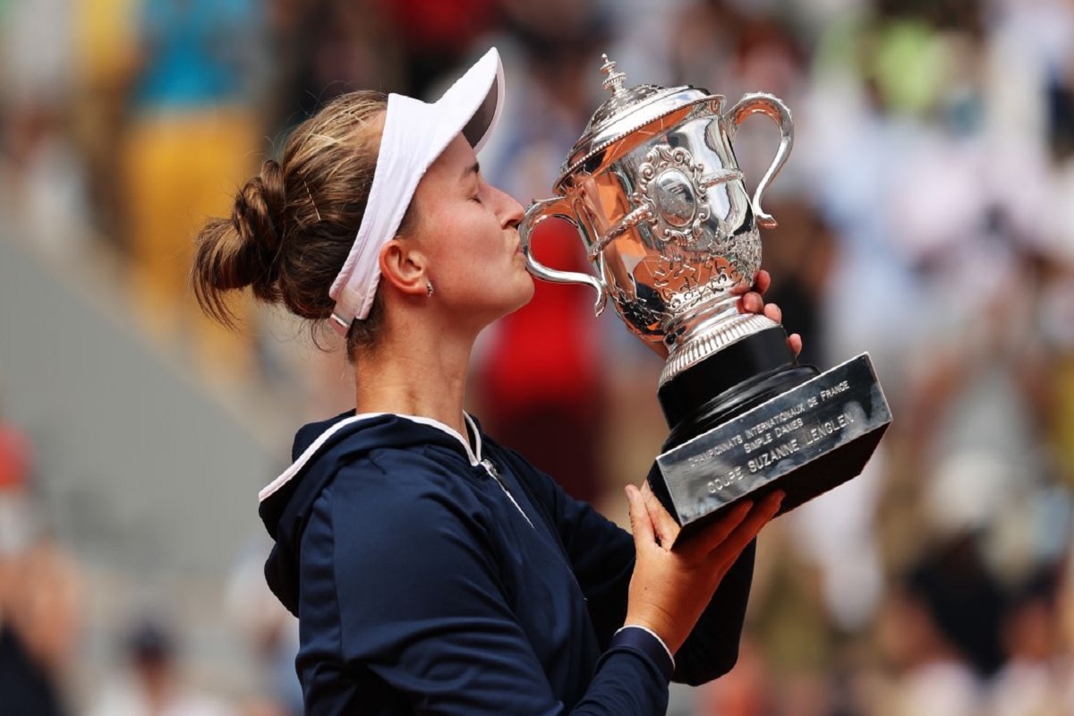ফ্রেঞ্চ ওপেনের নারী এককে চ্যাম্পিয়ন ক্রেজসিকোভা