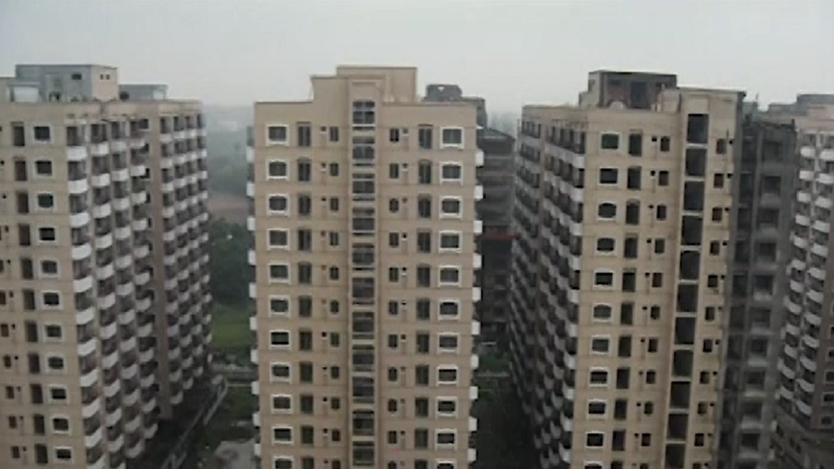 কালশীতে ফ্ল্যাট হস্তান্তরে অতিরিক্ত টাকা আদায়ের অভিযোগ