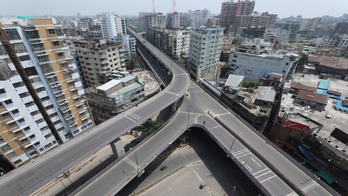 জরুরি সেবা বাদে সব অফিস বন্ধ; স্বাস্থ্যবিধি মেনে খোলা থাকবে শিল্পকারখানা