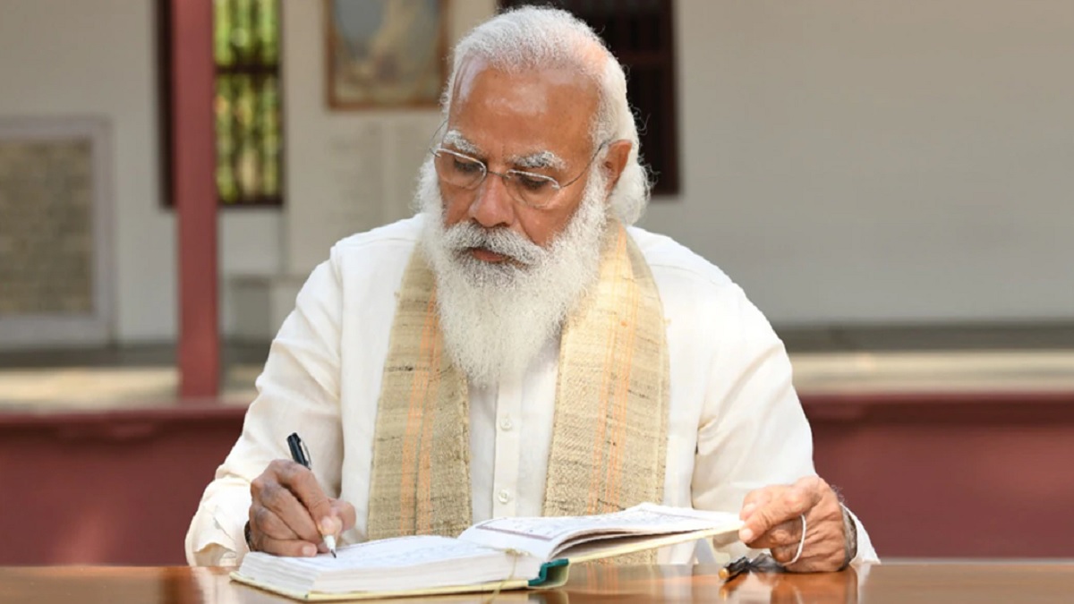 নরেন্দ্র মোদিকে দাড়ি কাটতে একশ রুপি পাঠালো এক চা বিক্রেতা