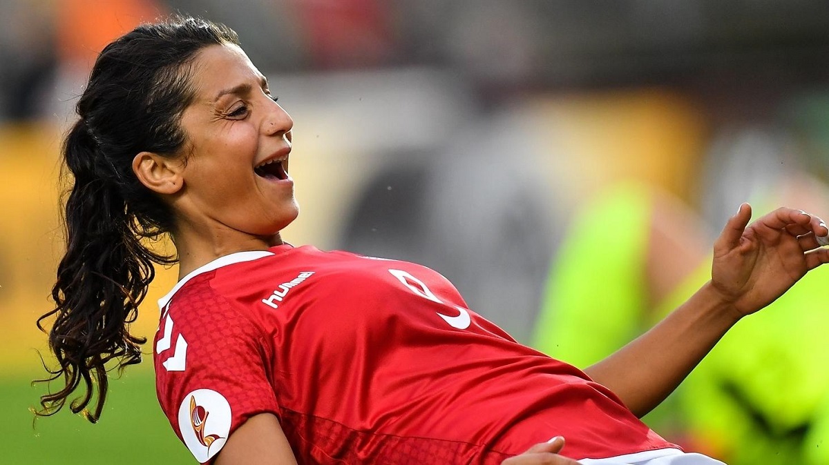 নাদিয়া নাদিম যেভাবে ডেনমার্কের পোস্টার গার্ল