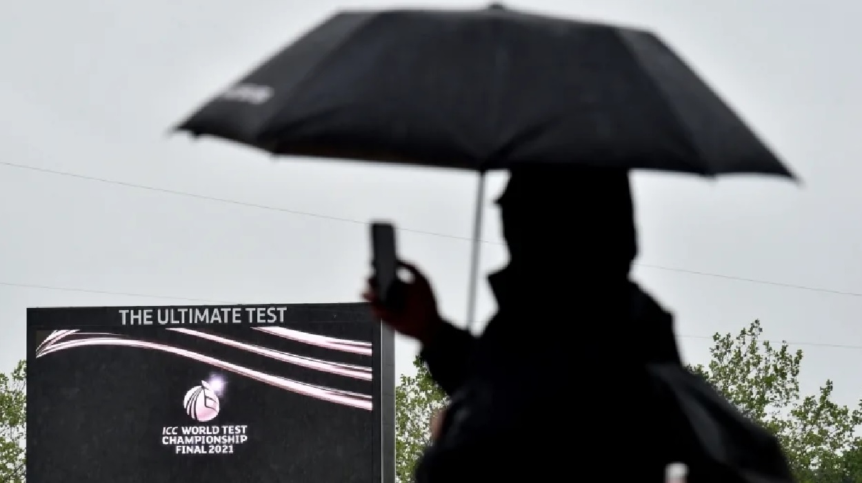 চতুর্থ দিন ভেসে গেল বৃষ্টির জলে