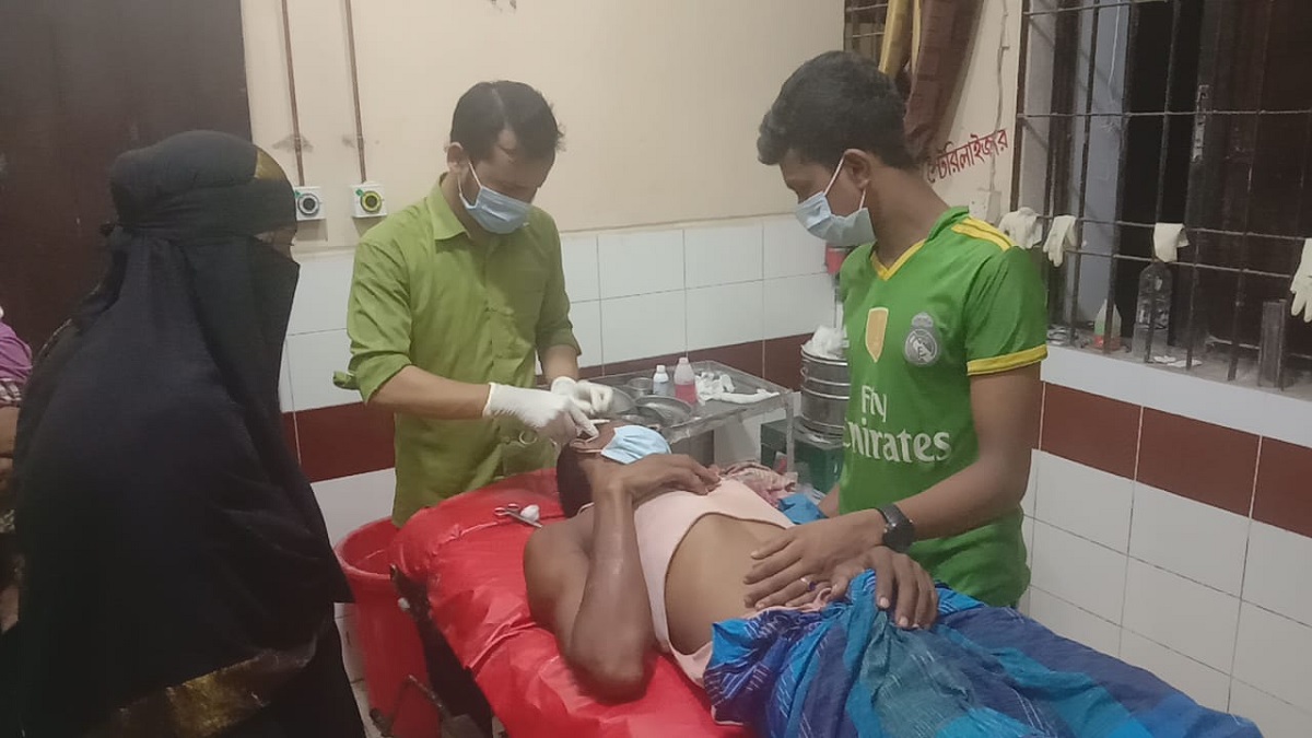 ব্রাহ্মণবাড়িয়ায় হাঁস ও ডিম নিয়ে মারামারি; আহত ৬