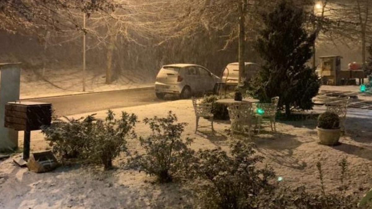 ব্রাজিলে বিরল তুষারপাত, বেশ কিছু এলাকায় শূন্যের নিচে তাপমাত্রা (ভিডিও)