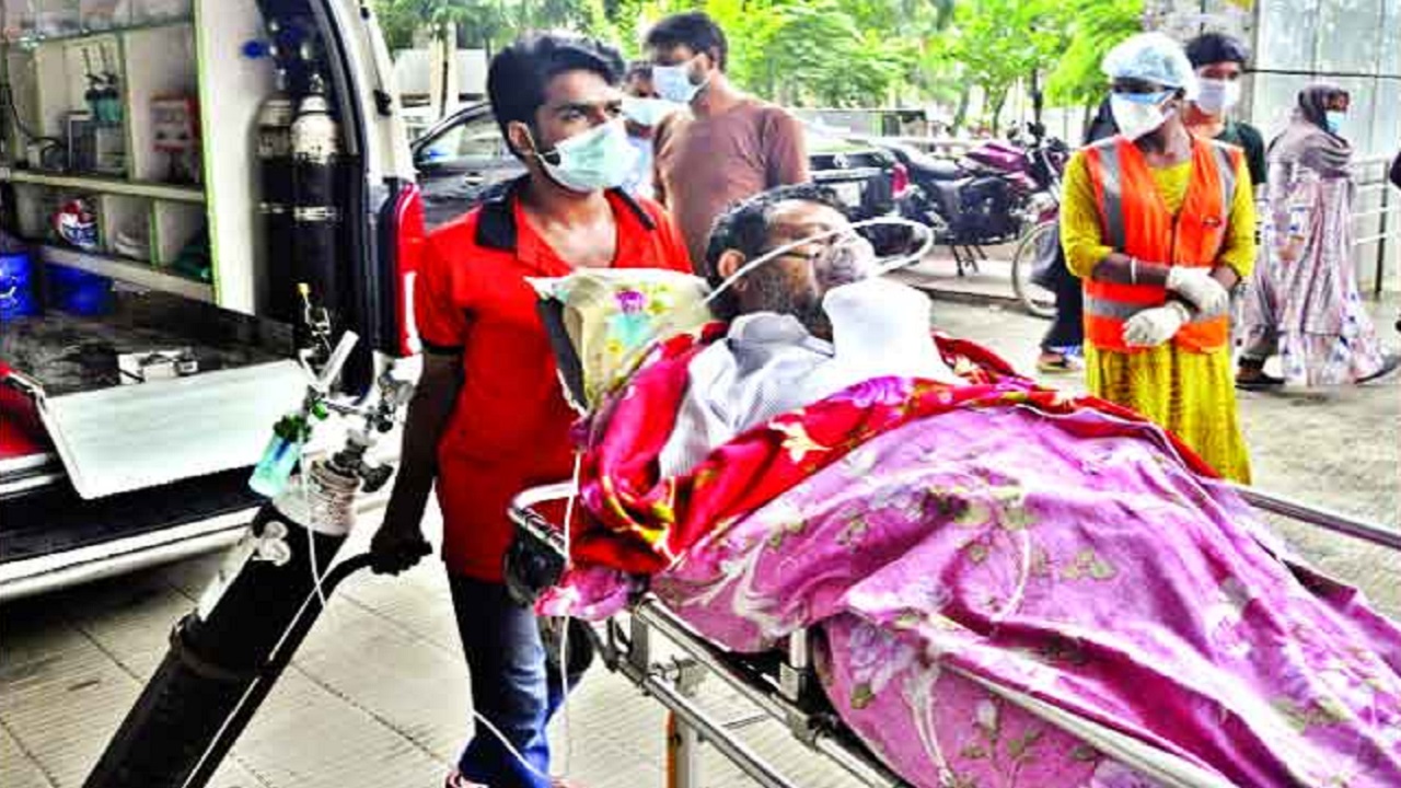 বিভিন্ন জেলায় করোনায় মৃত্যুর মিছিল দীর্ঘ হচ্ছে বিভিন্ন জেলায় করোনায় মৃত্যুর মিছিল দীর্ঘ হচ্ছে