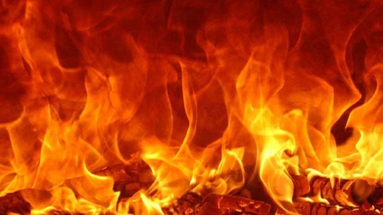 কামরাঙ্গীরচরে চার্জার বিস্ফোরণ: একই পরিবারের ৫ জন অগ্নিদগ্ধ কামরাঙ্গীরচরে চার্জার বিস্ফোরণ: একই পরিবারের ৫ জন অগ্নিদগ্ধ