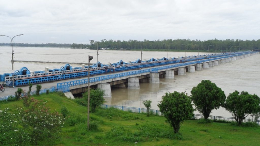 বাড়ছে তিস্তার পানি; খুলে দেয়া হয়েছে ৪৪টি গেট