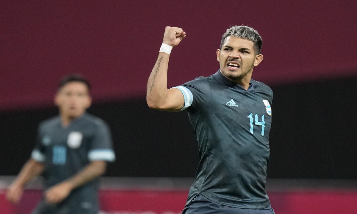 জয়ে বেঁচে রইল আর্জেন্টিনার দ্বিতীয় রাউন্ডের আশা