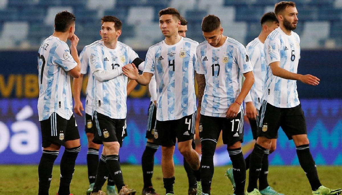 ইকুয়েডরের সাথে আর্জেন্টিনার একাদশ নিয়ে দ্বিধায় স্কালোনি