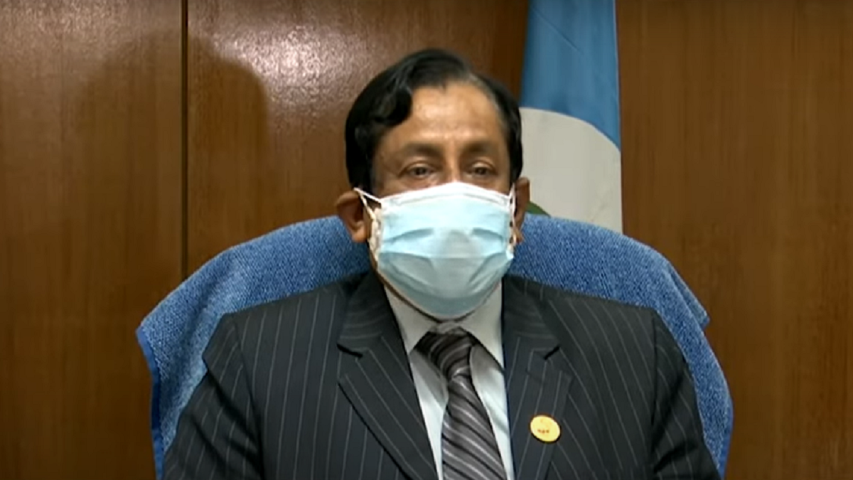 তিনবার টিকা নেয়ার দাবি সত্য নয়: বিএসএমএমইউ উপাচার্য