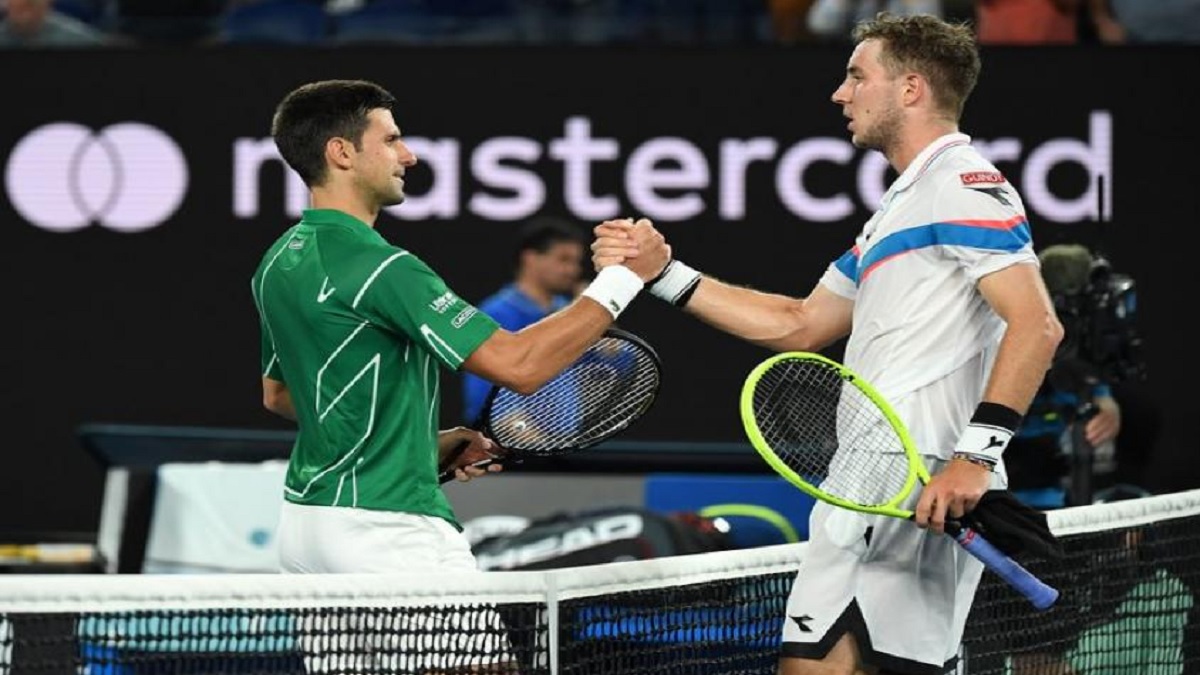 অলিম্পিকে স্বর্ণ জয়ের পথে আরও একধাপ এগিয়ে গেল জোকোভিচ